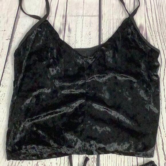 Black Sexy Velvet Pajama Set - Picture 3 of 4